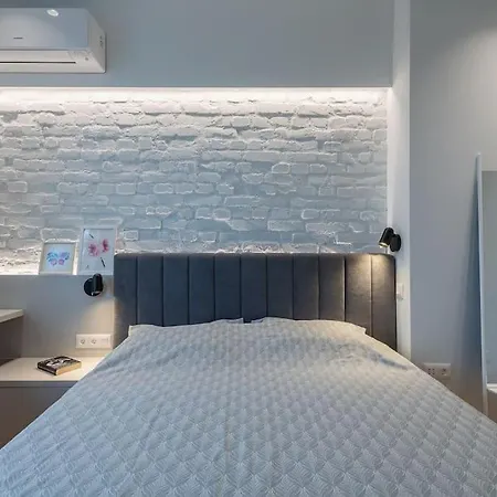 Апартаменты Modern & Stylish Sea With Parking Бургас