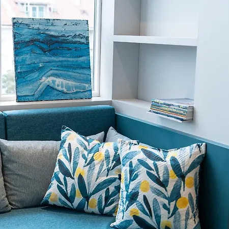 Apartment Modern & Stylish Sea With Parking